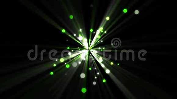 绿色的点点从闪亮的星星中移动而来视频的预览图