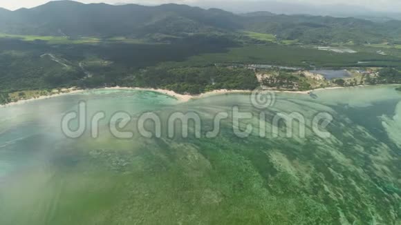 有海滩和大海的海景菲律宾吕宋视频的预览图