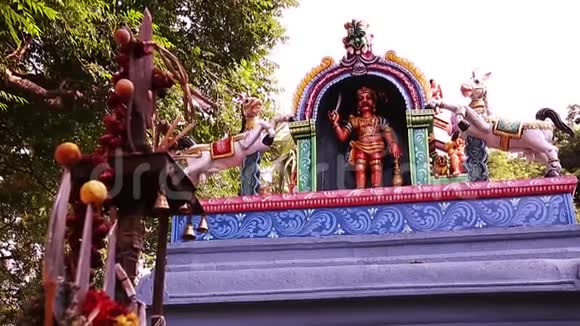 印度教传统寺庙视频的预览图
