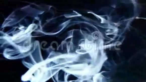 浓烟滚滚视频的预览图