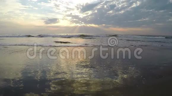阿拉姆波海滩果阿视频的预览图