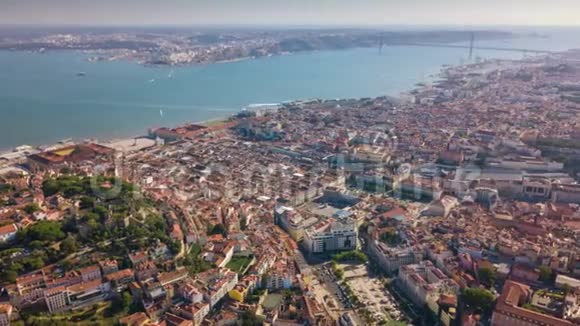 里斯本葡萄牙空中城市中心夏季无人机4K以上视频的预览图
