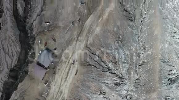 印度尼西亚东爪哇Bromo火山口视频的预览图
