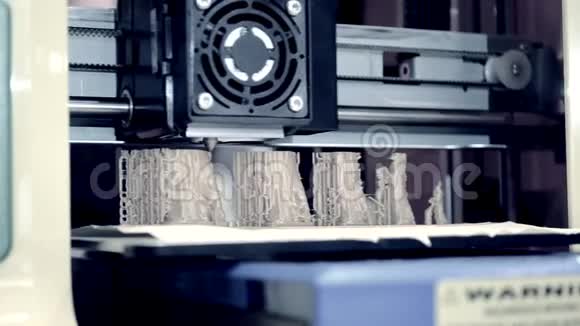 3D打印机工作关闭自动三维立体打印机视频的预览图