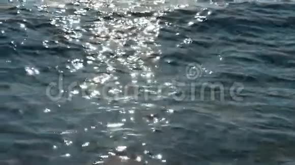 海面上的太阳反射视频的预览图