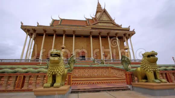 金边前的柬埔寨老首都乌东视频的预览图