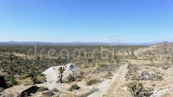 风景优美的莫哈韦沙漠视频的预览图