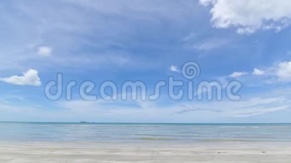 热带海滩海沙滩和夏日视频的预览图