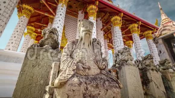 曼谷阳光明媚的一天瓦阿朗寺全景4k时间流逝泰国视频的预览图