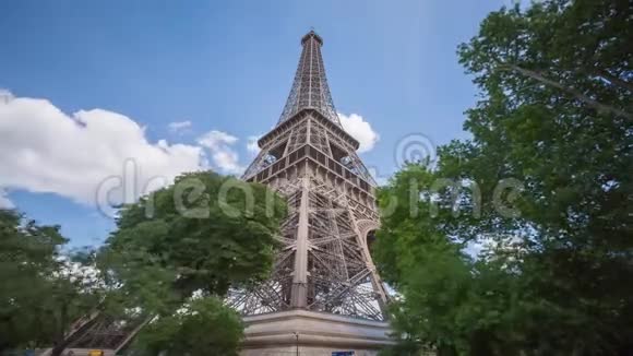埃菲尔铁塔的一段时间视频的预览图