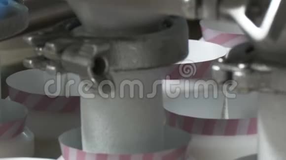 冰淇淋生产线视频的预览图