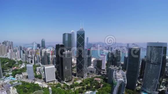 美丽的蓝天香港城市航空视频的预览图