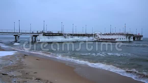 加丹斯克波罗的海冷冻码头视频的预览图