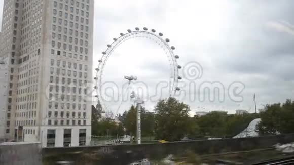 伦敦市中心的景色视频的预览图