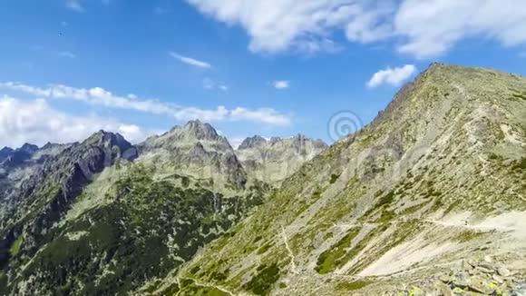 斯洛伐克塔特拉斯山脉夏季景色优美视频的预览图
