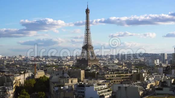 埃菲尔旅游和巴黎城市景观视频的预览图