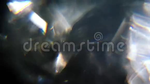 旋转钻石水晶视频的预览图