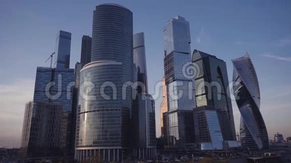 日落时分的莫斯科城视频的预览图