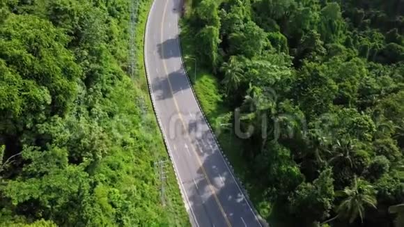 泰国热带岛屿沿途的航空运输景观视频的预览图