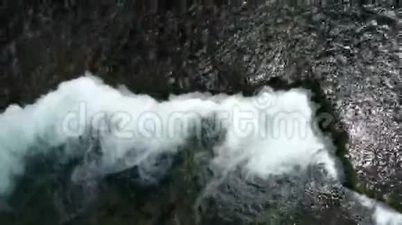淡水瀑布视频的预览图