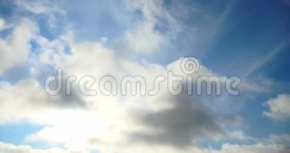 风暴云随太阳时间推移4k视频的预览图