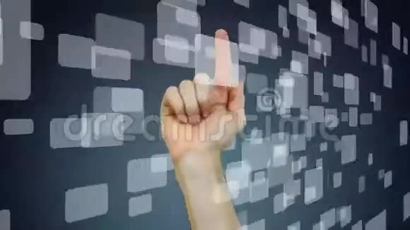 手按虚拟按钮视频的预览图