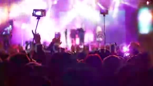 音乐节的音乐会人群视频的预览图