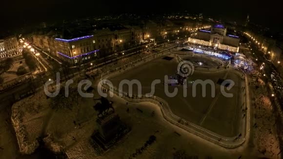 除夕前的托米斯拉夫国王广场视频的预览图