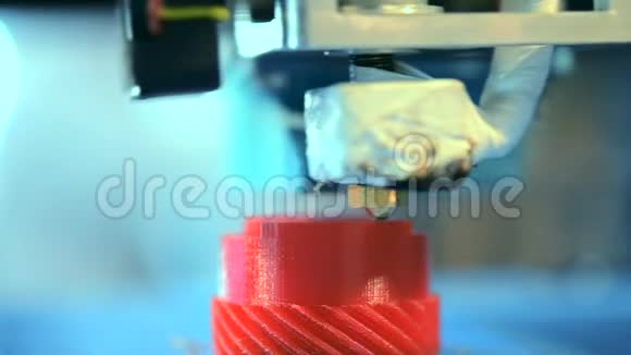 自动三维打印机执行塑料视频的预览图