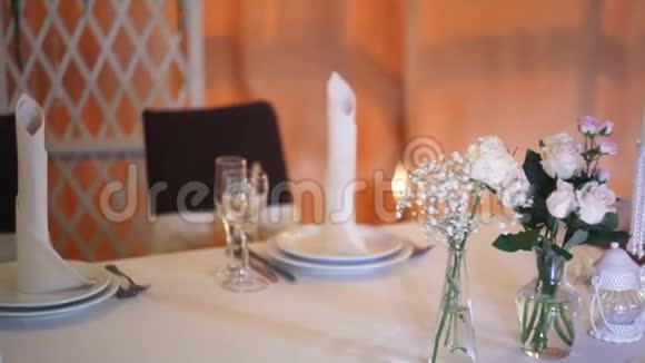 餐厅提供的餐桌用于婚宴视频的预览图