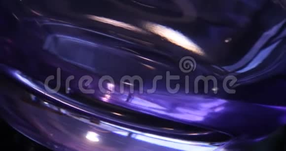 抽象玻璃纹理宏镜头视频的预览图