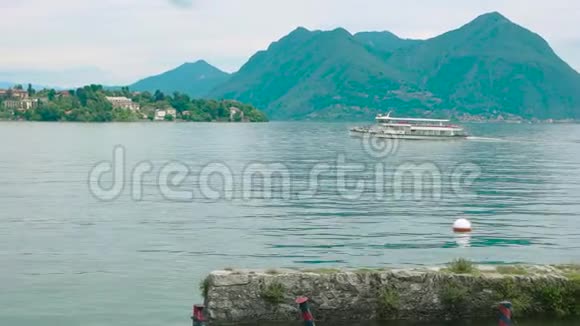 乘船旅行马吉奥尔湖视频的预览图