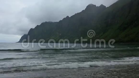 夏季森贾海岸云景视频的预览图