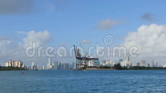 迈阿密港4K视频的预览图