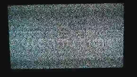 噪音电视背景电视屏幕由于信号接收不良而产生静态噪声静态电视屏幕视频的预览图