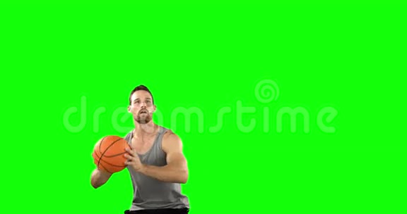 打篮球的人视频的预览图