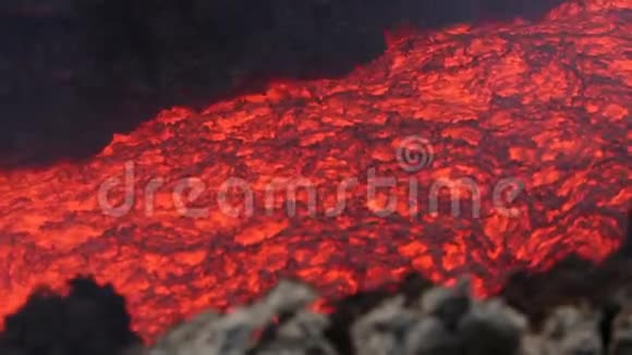 熔岩流在埃特纳火山上西西里岛视频的预览图