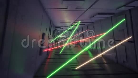 霓虹灯在隧道内移动视频的预览图