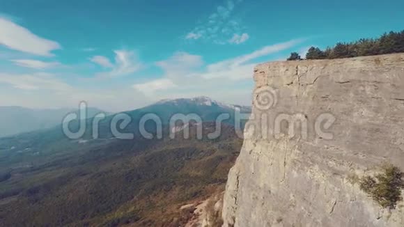 克里米亚巴克奇沙雷贝什科什山空中视频的预览图