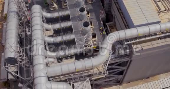 大型工业综合体的空中镜头视频的预览图