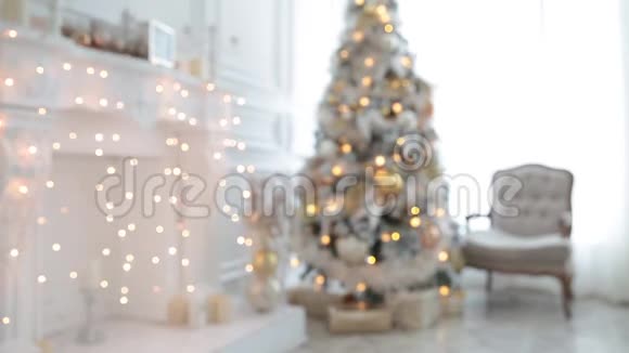 白色经典圣诞节和新年室内视频的预览图