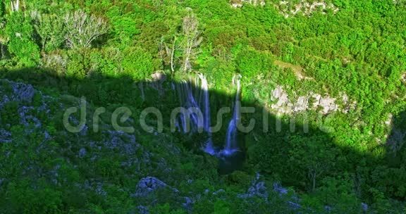 马诺河瀑布Krka河视频的预览图