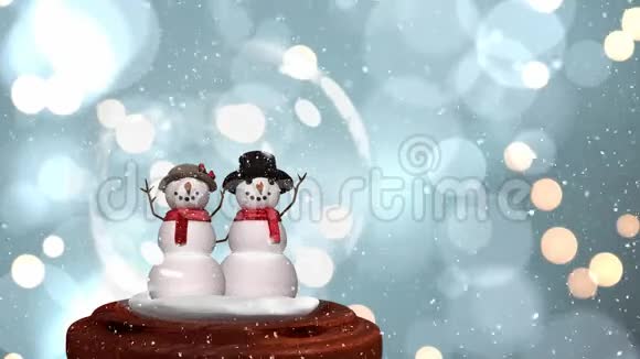 雪地雪人情侣可爱的圣诞动画视频的预览图