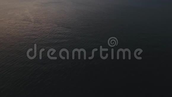 海上日落巴厘岛阿米德印度尼西亚视频的预览图