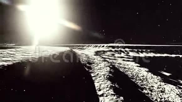 月球表面或带有陨石坑的外星行星3d渲染视频的预览图