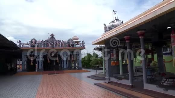 马来西亚的传统印度教寺庙视频的预览图