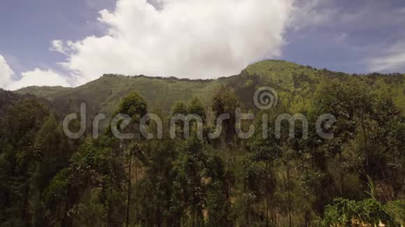 山地景观印度尼西亚贾瓦岛视频的预览图