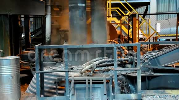 冶金厂视频的预览图