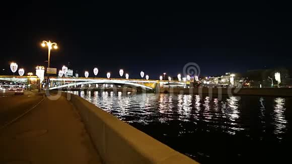 俄罗斯克里姆林宫附近的莫斯科莫斯科莫斯科莫斯科河堤视频的预览图