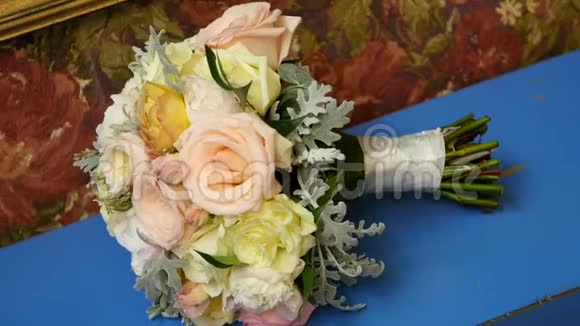 美丽的婚礼花束鲜花视频的预览图
